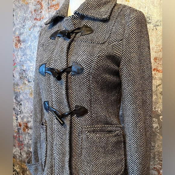 LAST KISS Tweed Wool blend Jacket with toggles - Picture 2 of 10